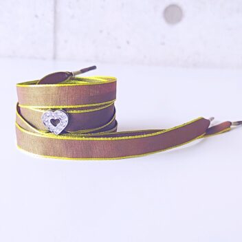 カーキグリーン　ハートチャーム付き　（リボンシューレース）